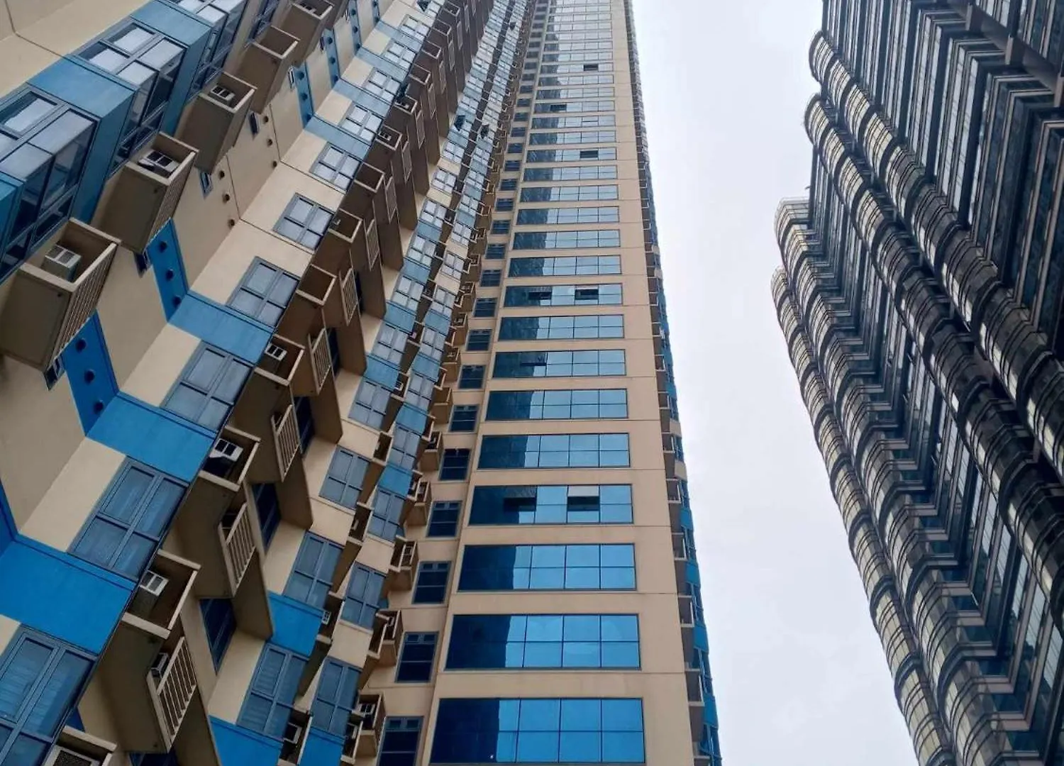 Grand Riviera Suites Infront Of Us Embassy - 2Br Манила