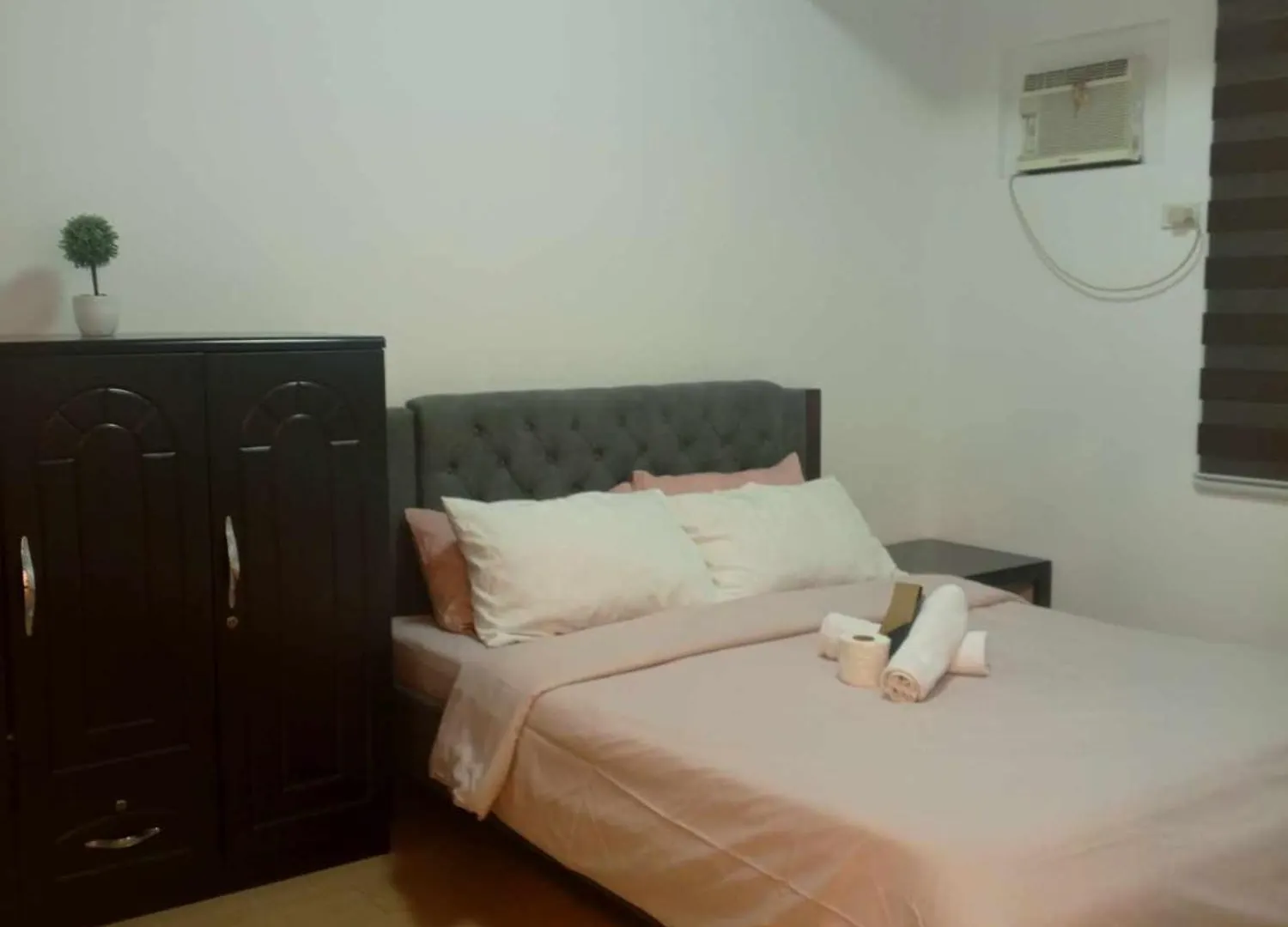 Grand Riviera Suites Infront Of Us Embassy - 2Br Aparthotel Manila